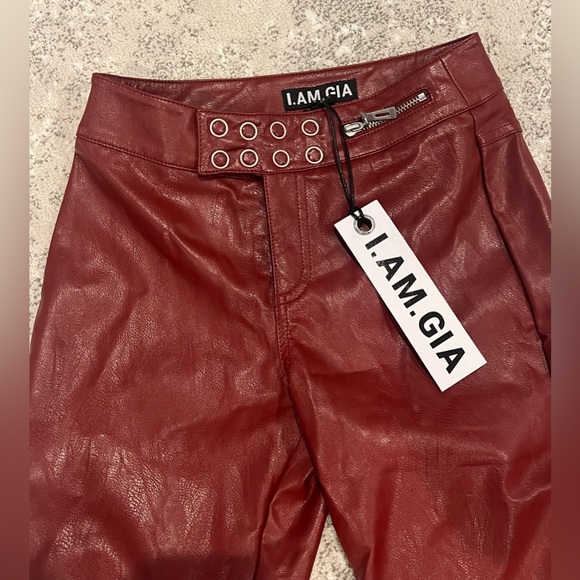 Garnet I AM GIA bootcut pant - Picture 1 of 6